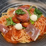 洋麺屋 五右衛門 - トマトソルベと北海道産モッツァレラの冷製カプレーゼ♪