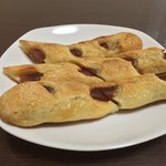 粉とクリーム - 食べやすい長さに切断。自宅にて
