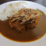カレー風味 すずき - 角煮カレー