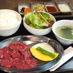 Yakiniku Horumon Gyuute Ru Ryourianiki - ランチ「ハラミ定食」