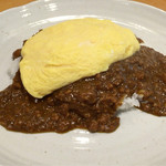 ルー・ド・メール - ドライカレーオムレツのせ1580円