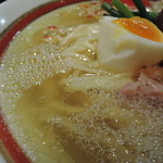 This is 中川 - 豊潤なるコクが生み出す、明瞭な輪郭と立体感で強い”引き”で食わせる代表格。