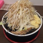 麺屋 元 - 黒マー油ラーメン大盛り（820円）野菜にんにくマシ