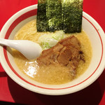 らーめん にんにくや - た、たぶん、初めて来店した時の、しょうゆラーメン