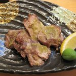 すし屋 銀蔵 - 鮪頬肉の柚子胡椒焼き。