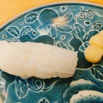 一心鮨 光洋 - いか。細かく包丁を入れている