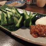 Kumaneko - めちゃ美味しいもろきゅう