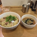 カーザ ルカ - ラー博は俺の社員食堂。  本日2016年8月3日よりの新メニュー、カルボナーラ風つけ麺、大盛り！  