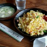 ゆうき - 焼きめし５００円と味噌汁１２０円　計６２０円