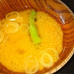 Agurihausuofukurotei - 味噌汁は、うまい