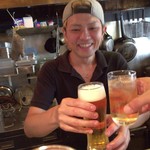 サッチモ - H.28.8.2.昼 スタッフRyo君も巻き込んで乾杯♪ 【掲載許諾済】