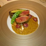 NOUVE - 仏産 仔鴨の胸肉のロースト　フランボワーズとマスタードのソース