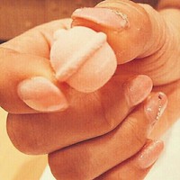 すし割烹 翁鮨 - 鈴の形の和三盆