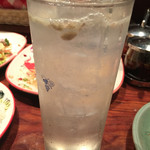 タイ東北料理 イサーン・キッチン - マックルーサワー(こぶみかんの実)650円