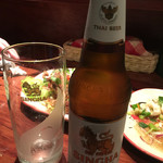 タイ東北料理 イサーン・キッチン - シンハービール 650円