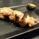 Yakitori Izakaya Juuhachiban - おねえさんオススメのかしわ肉170円をこれまたオススメの味噌で