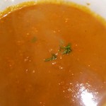 ナンカレー - キーマカレーは写真より色鮮やかです。