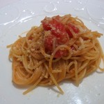 カロッツァ - トマトソースのスパゲティ