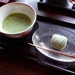 茶菓工房たろう - 抹茶(上生菓子付き)