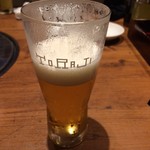Yakiniku Toraji - まずはビールでしょ。ちょっと飲んじゃった。