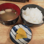 お好み焼 鉄板焼 おおにし　 - ごはん・味噌汁・漬物は食べ放題