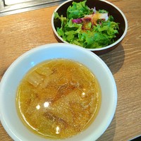 六本木焼肉　Kintan - 豚汁とﾀﾞ～ｻﾗ♥ ﾗﾝﾁｾｯﾄ♥
                （~▽~＠）♪♪♪