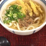 博多うどん はち屋 - 