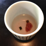 瓢亭 - 梅と昆布の白湯