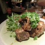 やみつきマグロカマ揚げ（580円）