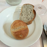 フレンチレストラン・ラグー - 自家製パン