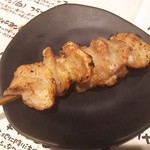 炭火串焼 初代バッジョ - かわ