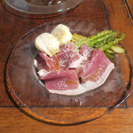 ヴァカンツァ - 生ハムとグリーン・アスパラ