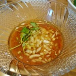 紅 - フレッシュなトマト汁