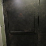 Y.Y.G. Brewery & Beer Kitchen - 7階のレストラン入口