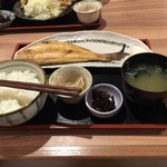 ぐるめ居酒屋 大蔵 - お魚定食　600円