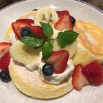 FLIPPER'S - 季節のフレッシュフルーツパンケーキ 1300円