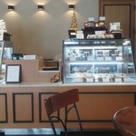 マテリエル - 店内全景