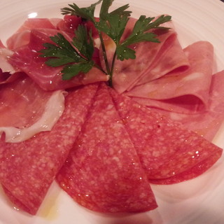 トラットリア ラジータ_1