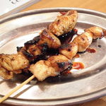 もみじ - ぼんじりと首皮