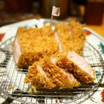 豚組食堂 - プレミアム銘柄豚（松坂ポーク）ロース220g