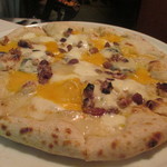 カトリカ - チーズのピッツア