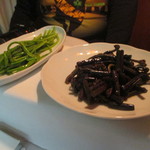 カトリカ - 自然のアスパラ？ワラビ