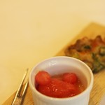 レストラン ビマビ - トマトとスイカ。暑い日には最高のアミューズ