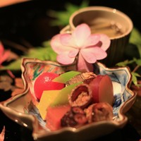美くりや - 八寸:ﾄﾏﾄの炊いたの/玉子/金目の子のｾﾞﾘ/蛸/八幡巻/鮨/蒟蒻/鴨葱/水雲