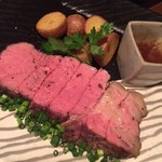 PRIVATE DINING 点 - イチオシ、肉厚ローストビーフ