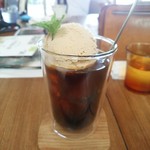 みんなのコーヒー - 夏の新メニュー「コーヒーフロート」700円