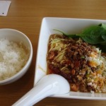 麺や二代目 夜来香 - 無料で追い飯付けられます