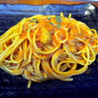 炭火焼イタリアン 海串 ブラーチェ - 渡り蟹のトマトソーススパゲティです