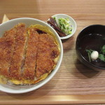 かつ丼と珈琲 聖 - カツ丼ご飯大盛り
