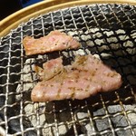 Sumibiyakiniku Akakuro - カルビ